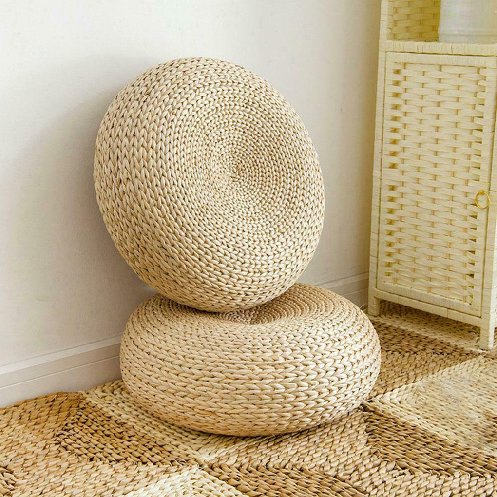 Okrągły puf z naturalnej słomy – Japanese Home Textiles recenzja i cena