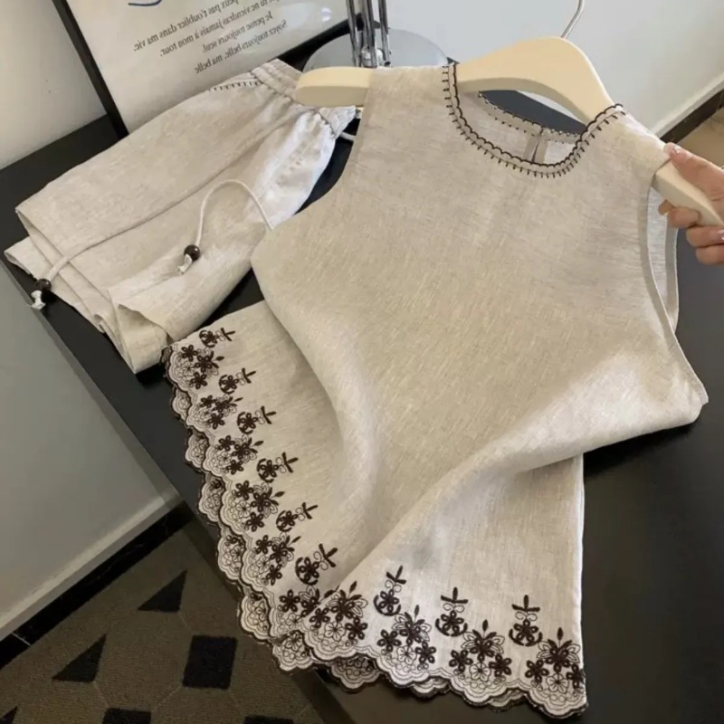 Prosty komplet damski w stylu  – Home Textiles Store recenzja i cena